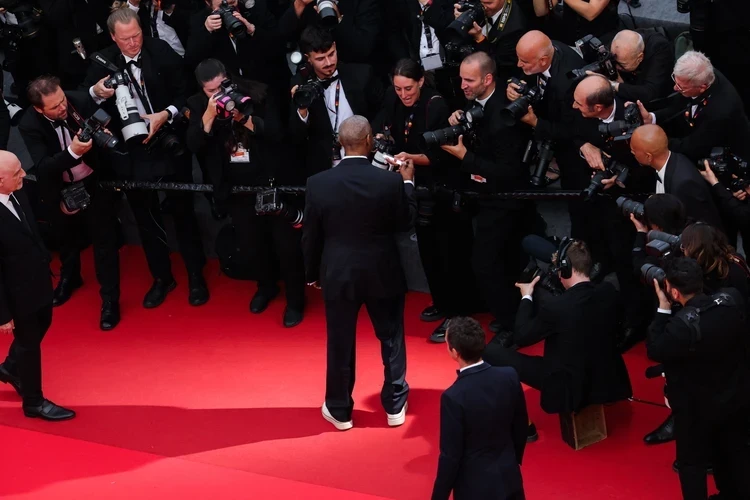 Дензел Вашингтон пришел в ярость на Каннском фестивале: «Прекрати, прекрати это!»