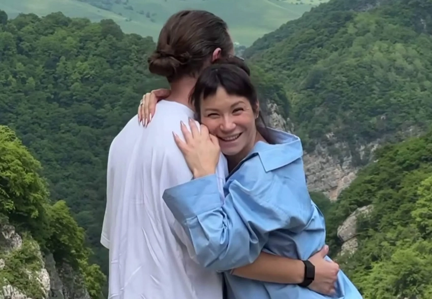 Беременная Ида Галич показала фото из поездки с женихом в Северную Осетию