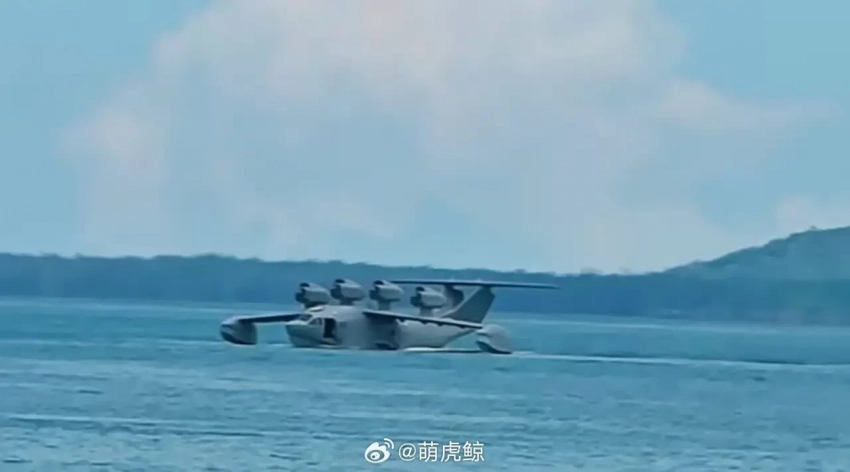 Китай испытывает новый экраноплан