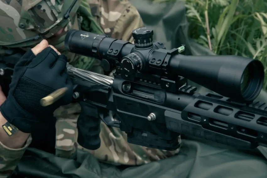 Противник вынужден перебрасывать резервы: ВС РФ наступают одновременно на двух флангах Северского направления