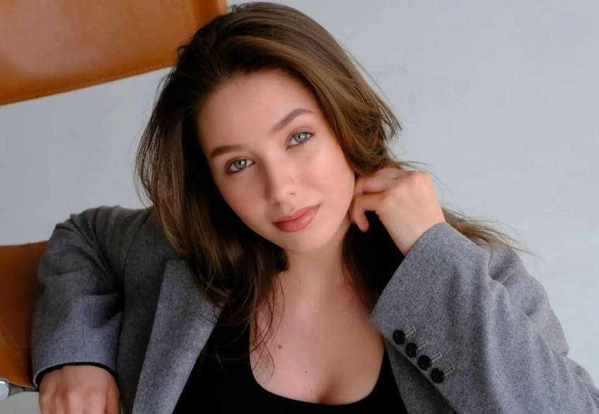 "Верим и молимся". Дочь Юлии Началовой и Евгения Алдонина высказалась о здоровье отца, у которого обнаружили рак