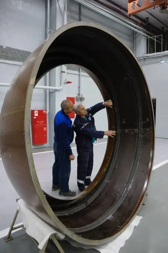 Ростех: новый воздухозаборник авиадвигателя ПД-14 позволит экономить топливо