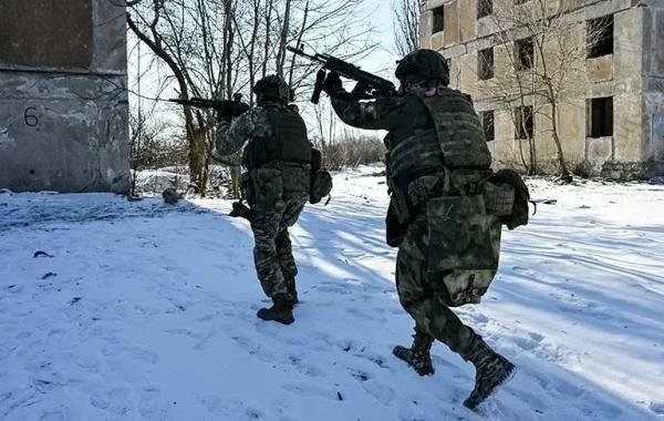 ВС РФ с ожесточёнными боями продвигаются на многих направлениях в зоне СВО: свежая карта боевых действий на 04.02.2026