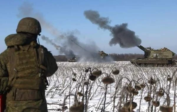 ВС РФ, перемалывая противника, идут вперёд на разных направлениях в зоне СВО: свежие карты боевых действий на 09.02.2026