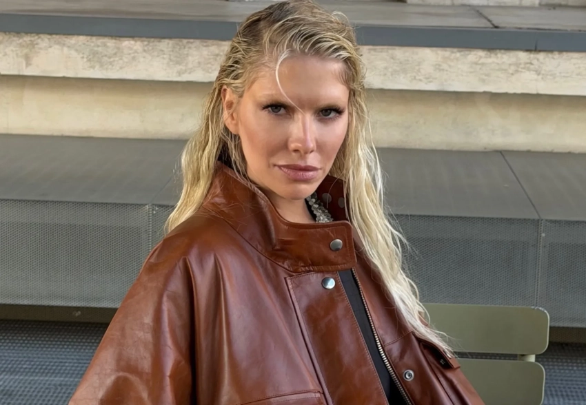 Неделя моды в Милане: Белла Хадид, Елена Перминова "без бровей", Ольга Карпуть, Оксана Бондаренко и Кристина Романова на показе Prada